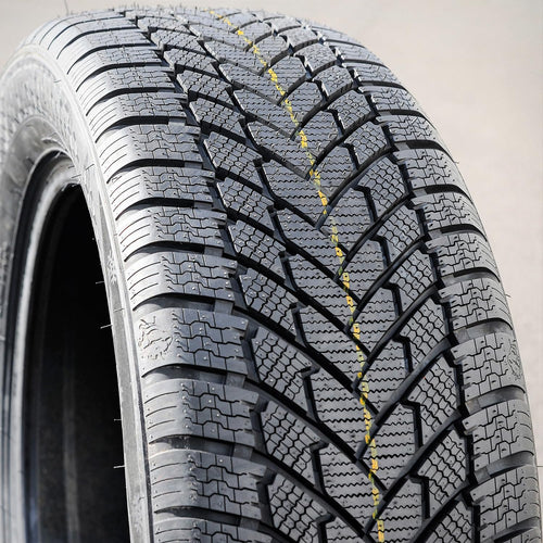 215/60R16 Winter Tires Z465